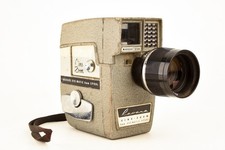Revere 114 Eye-Matic 8mm Movie Camera Wollensak 9-30mm f1.8 Zoom Lens V30