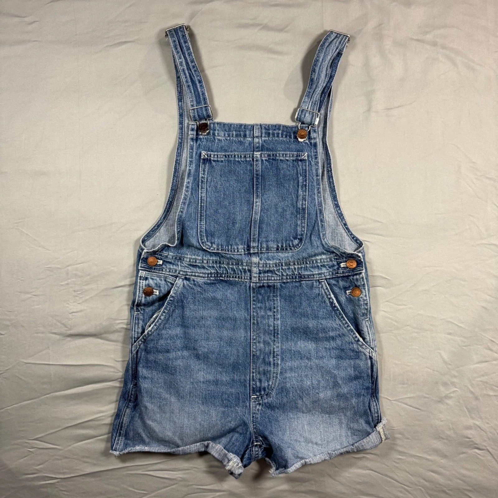 Madewell Denim Short Overalls Medium Wash Blue Womens XS whimsical workwear-chic