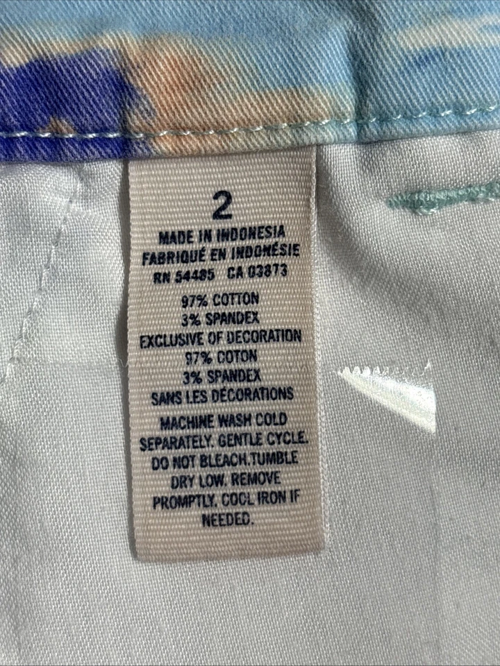 Pantalones cortos para mujer American Eagle Outfitters talla 2 estampado tropical Foto 4 de 4