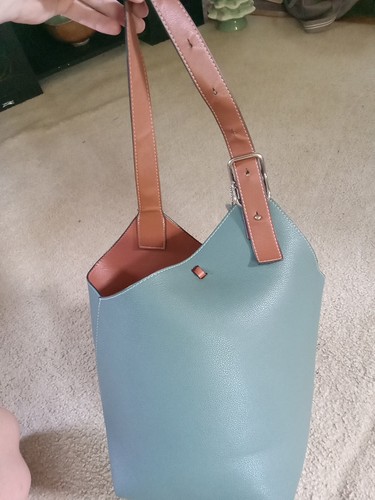 MDBM Maison de Beaute Marseille Cholet Two-Tone Shoulder Bucket Bag Medium