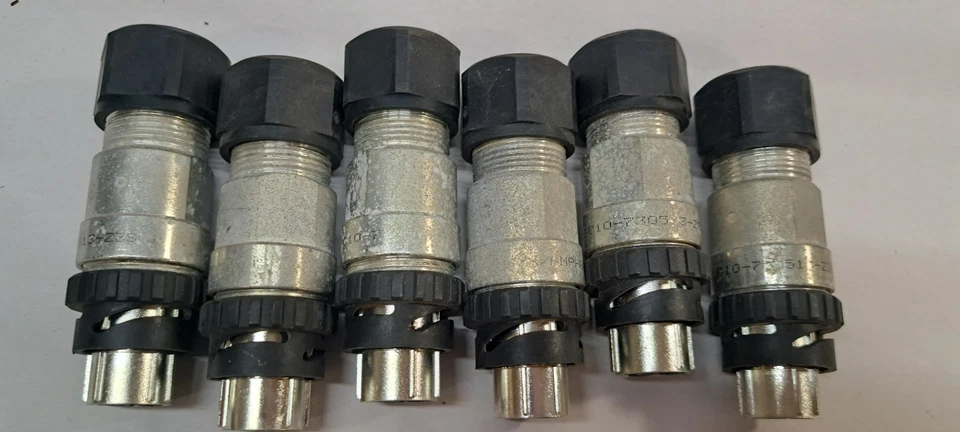 lote de 6 enchufes eléctricos Amphenol C10-730513-Z3S usados Foto 3 de 4