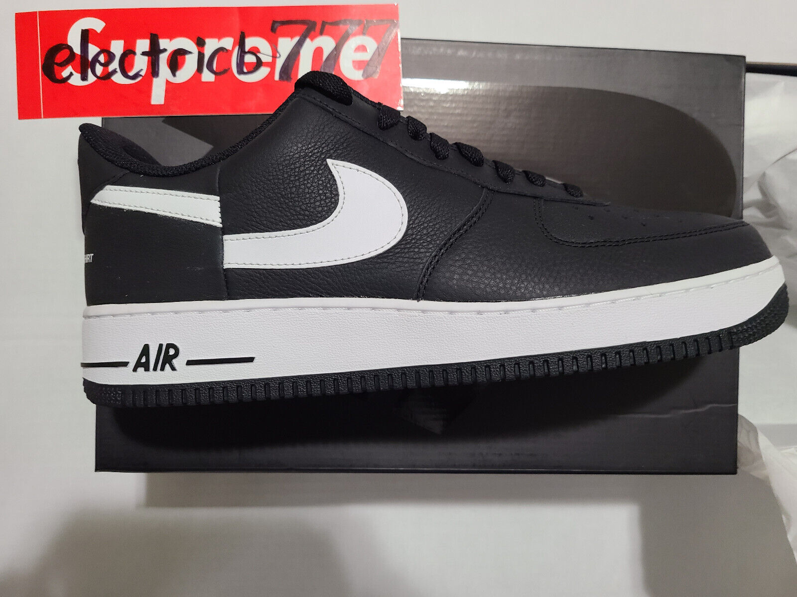 NIKE AIR FORCE 1 LOW - Size 13 Supreme x Comme des Garcons (2018) - NEW 886912760177 |