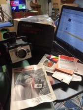 Vintage Polaroid Square Shooter 2 Instant Camera with original box and paperwork