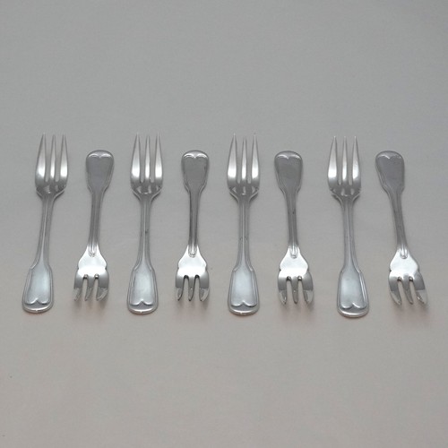 FIDDLE & THREAD Design SHEFFIELD Silver Service Cutlery Eight Pastry Forks - Picture 1 of 2