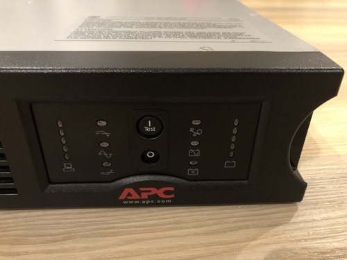 Server USV APC Smart 750 + 40% Mehr Kapazität Voll Funktionsfähig Guter Zustand - Bild 3 von 24