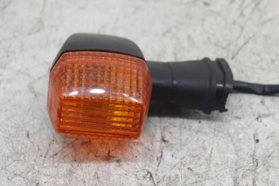 1998 KAWASAKI NINJA ZX6 INDICADOR DE LUZ DE SETA FRONTAL H4 - Imagem 2 de 4