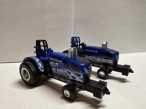 1/64 New Holland Pulling Tractors - Picture 1 of 8