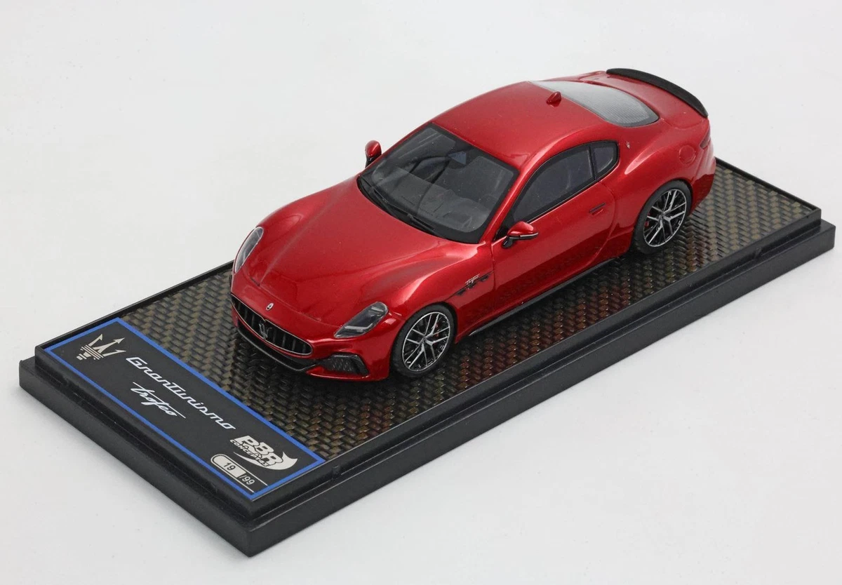 Modèle Réduit 1:43 BBR Maserati Grecale Trofeo 2022 - Couleur Grigio Lava - Neuf