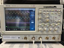 Tektronix TDS5104B Oscilloscope 1GHz 5GS/s 4 Channel USB LAN GPIB RS232 Tested