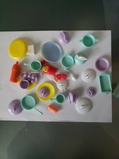 Mattel Barbie Kitchen Accessories Kitchenware Dishes Plates Pans Pots 1991