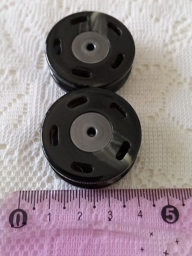 1 Large Chunky Plastic 34 mm Sew On Press Studs - Picture 5 of 5