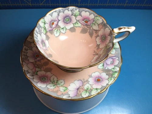 RARE Vintage ROYAL STAFFORD 7751 PEACHY PINK DOGWOOD Wide Tea Cup & Saucer