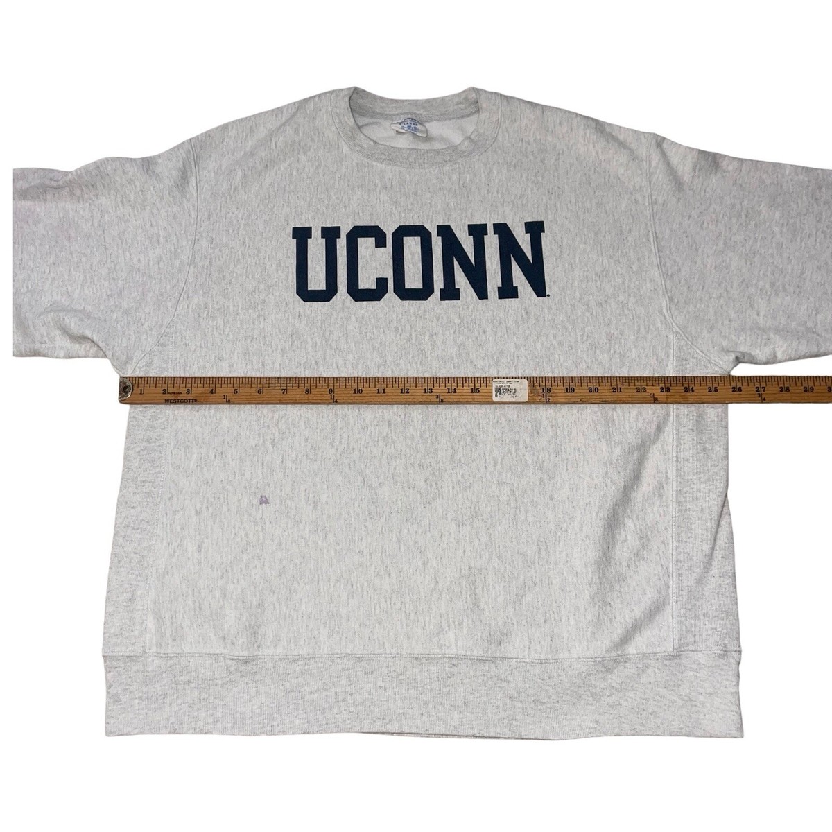 Champion Reverse Weave UCONN 染み込み s-l1200.jpg