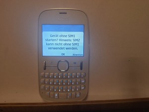 Handy Nokia 200 - weiss dualsim (Ohne Simlock) Smartphone
