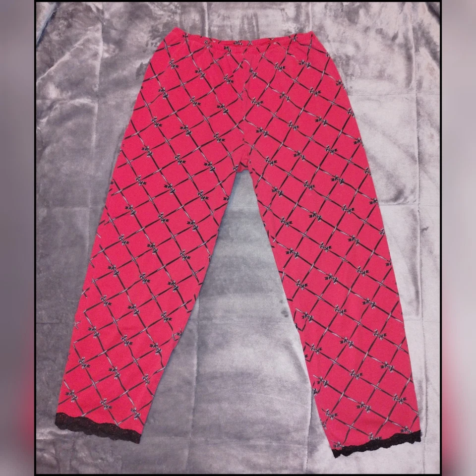 Victoria's Secret Vintage Y2K 2002 Rojo con Arcos Negros Juego de 3 Piezas PJ Talla Mediana Foto 2 de 4