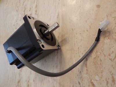 SURESTEP STP-MTRH-34097 Stepper Motor, NEMA 34 Frame, Less Than 1 Year Old