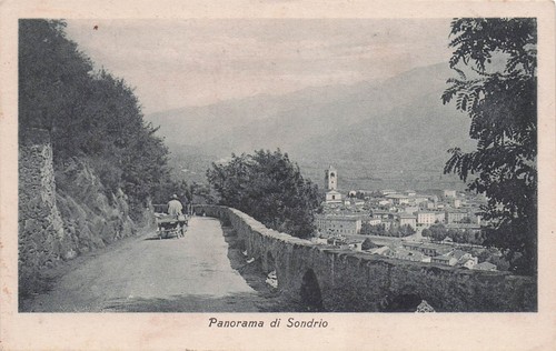 29-78) POSTCARD PANORAMA SONNRIO ANIMATED COSTUME CART PRO VALTELLINA