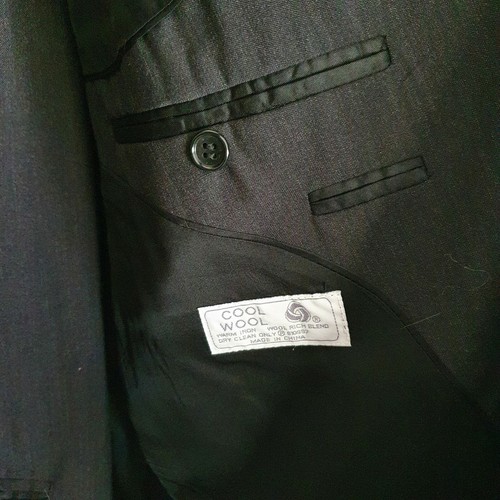 Roger David Men's Black Suit Jacket Size 107R W03 - Picture 5 of 8