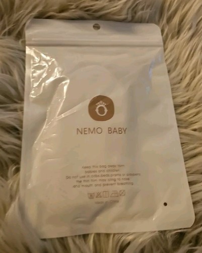 Nemo Baby Girl Knee HighSocks Anti Skid Knitting Stocking One Size 0-2 Years NWT - Picture 2 of 2