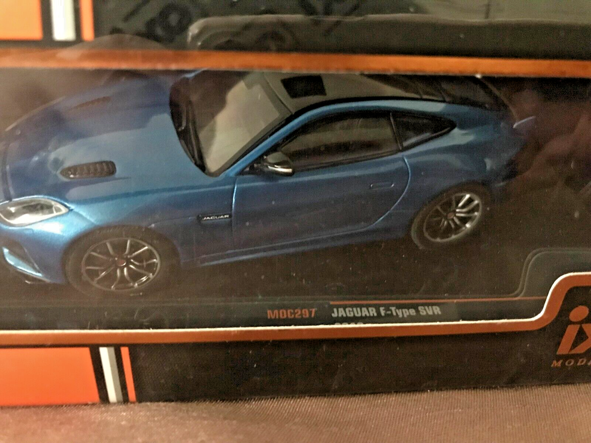 【中古】ixo 1/43 ジャガー Fタイプ SVR 2016 ブルー ミニカー【箱色あせあり】[10][240010475245] 中古】箱日焼け)1/43 イクソ ジャガー Fタイプ SVR 2016 ブルー