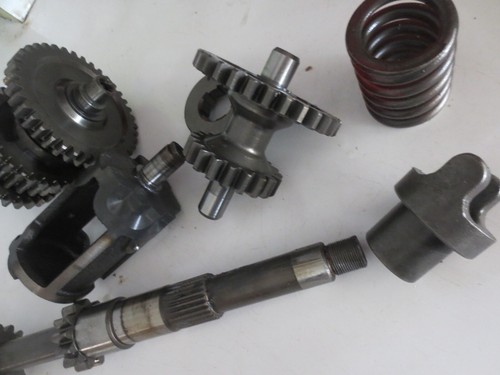 1999 Yamaha Grizzly 600 4WD ATV Used OEM Tranny Transmission Gears - Picture 3 of 3