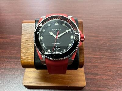Gucci Dive YA136309 Quartz Men's Watch Red Black Rubber 40mm Gucci Dive YA136309 Quartz Men's Watch Red Black Rubber 40mm