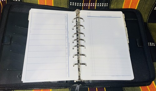 Franklin Covey Black Pebble Leather Classic Binder - Picture 13 of 20
