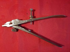 ancienne pince à avoyer marque marquer G.S original n°2