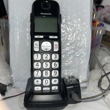 Telefon bezprzewodowy Panasonic z ładowarką