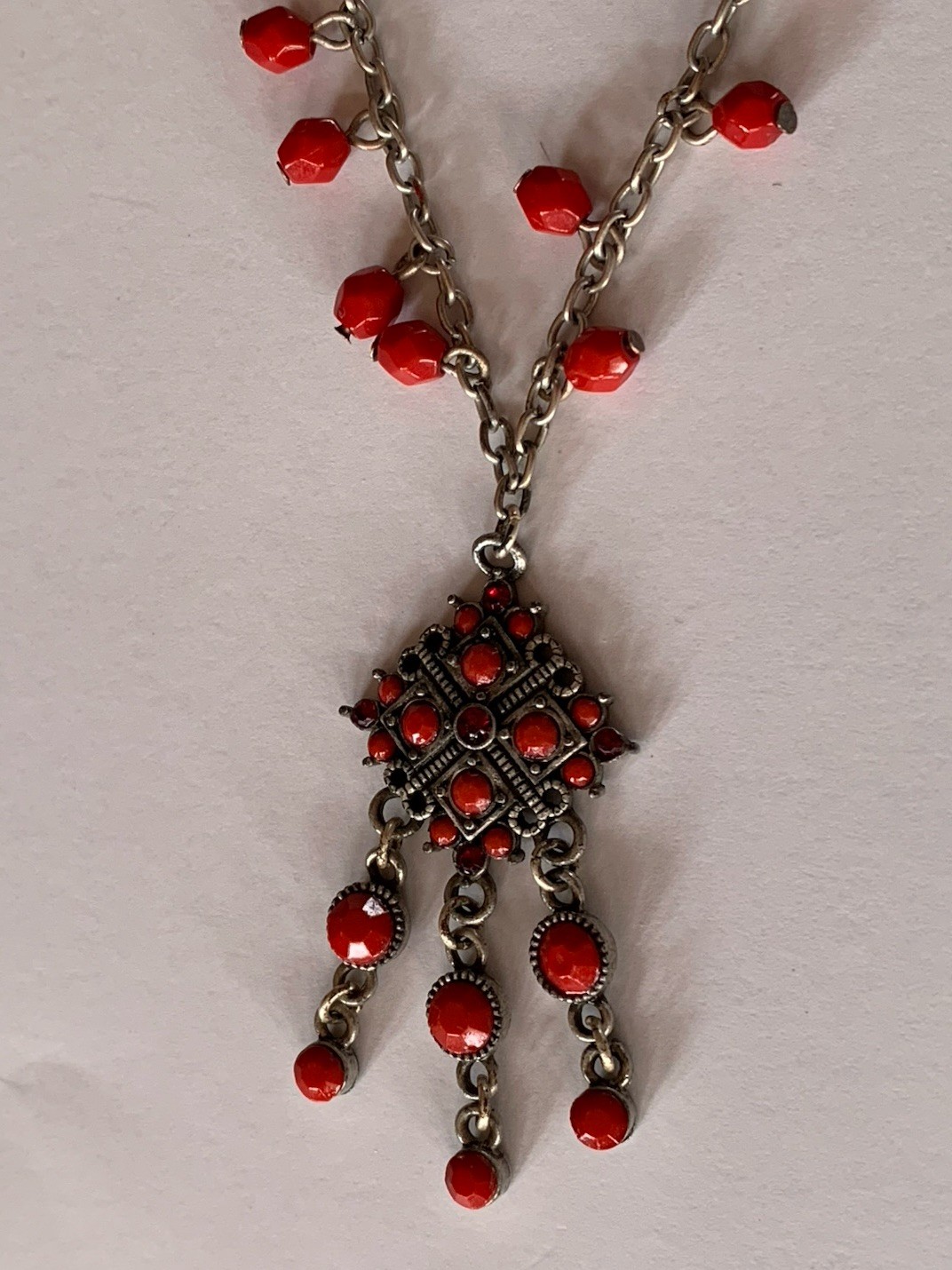 Delicate Designed Silvertone Red Beaded Pendant N… - image 4