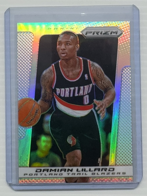 2013-14 Panini Prizm Damian Lillard Silver Prizm #19 Portland Trail Blazers