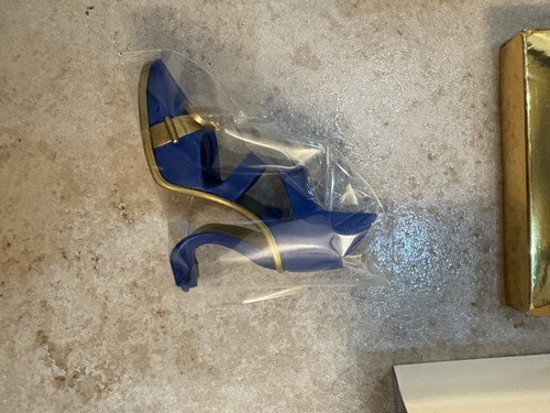 Dc Comic Miniature Pumps Blind Box - Batman High Heel Shoe - Picture 4 of 6