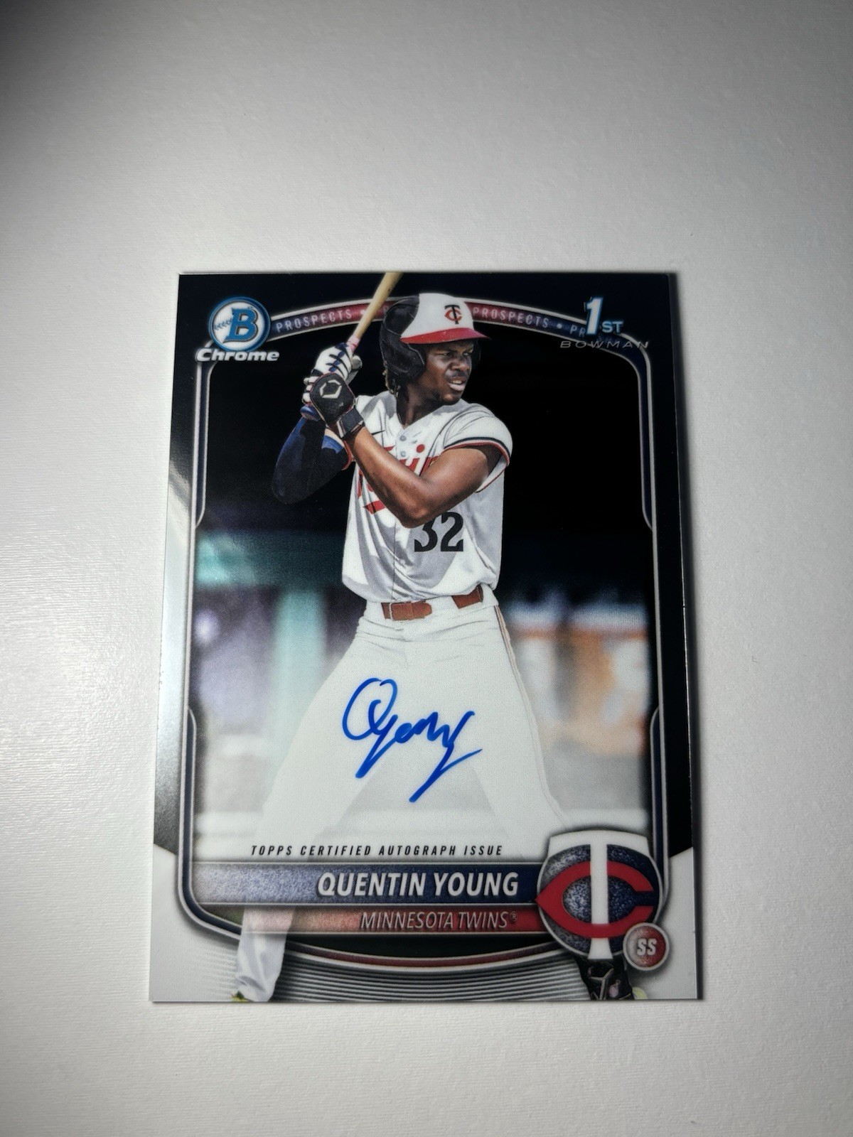 2025 Bowman Draft Quentin Young Twins 1st Bowman Chrome Auto CPA-QY view 3