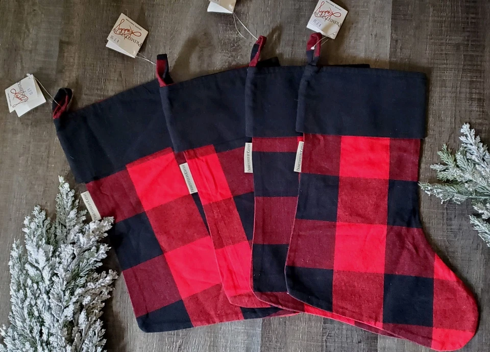 LOTE de 4 Medias de Navidad Primitives By Kathy Rojo/Negro Búfalo Cuadros Nuevas Foto 4 de 4