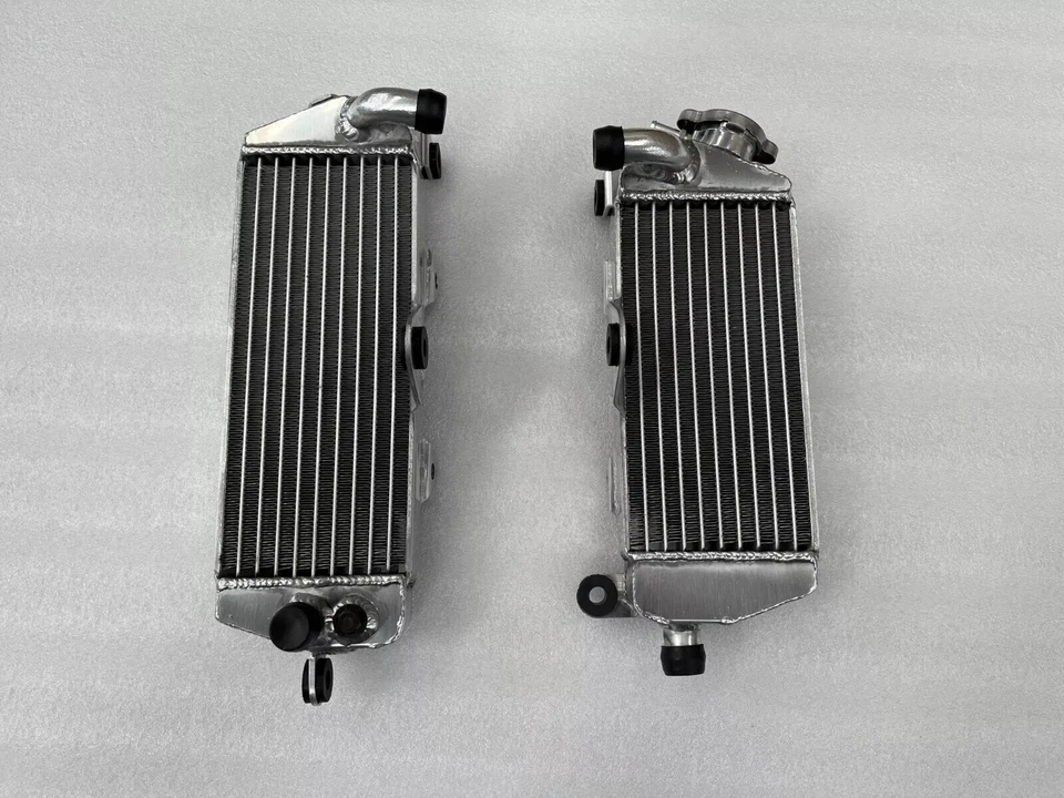 Radiadores de aluminio Fit Kawasaki KDX200/KDX220R 1997-2006 + manguera de silicona verde Foto 3 de 4