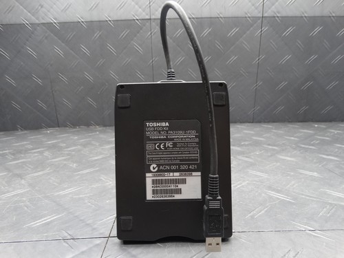 Toshiba PA3109U-1FDD USB External Floppy Drive Wired Disk (Used) - 第 2/4 張圖片