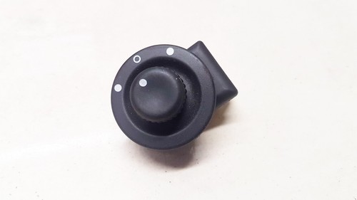 Renault Laguna 2005 Wing mirror control switch (Exterior Mirror Sw #952864-28