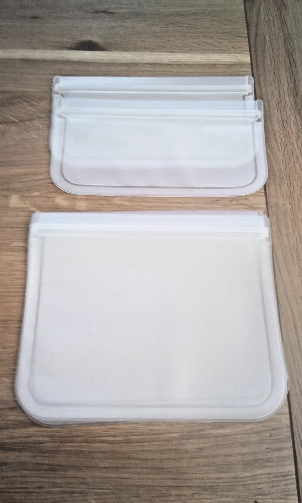 75 PCS Reusable Thick Silicone Food Storage bags Zip Lock Freezer bag Leak Proof
Opens in a new wind