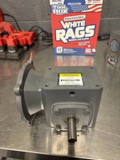 NEW NO BOX BOSTON GEAR F715-10-B5-J GEAR REDUCER 10:1 3/4" DIA