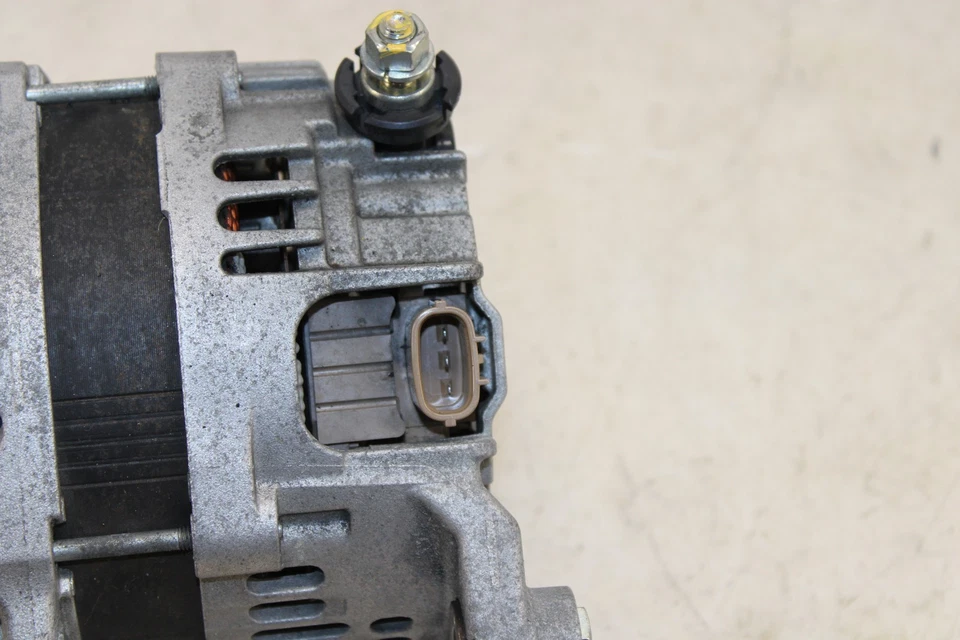 2017-2022 Infiniti Q60 3.0l Alternator 231004HK1A OEM MY110 - Image 3 of 4