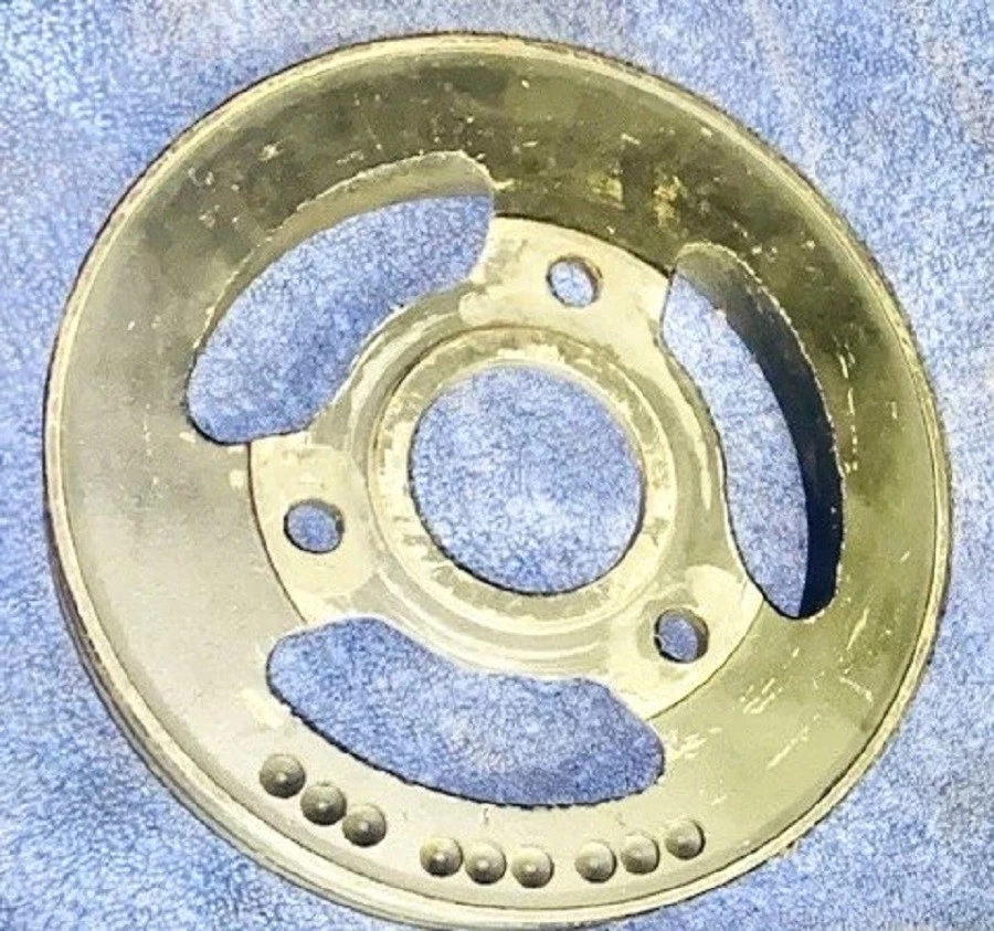 Chevelle 3863108 BF 1965-68 SS396/375 polea de manivela de alto rendimiento GM original Foto 2 de 3