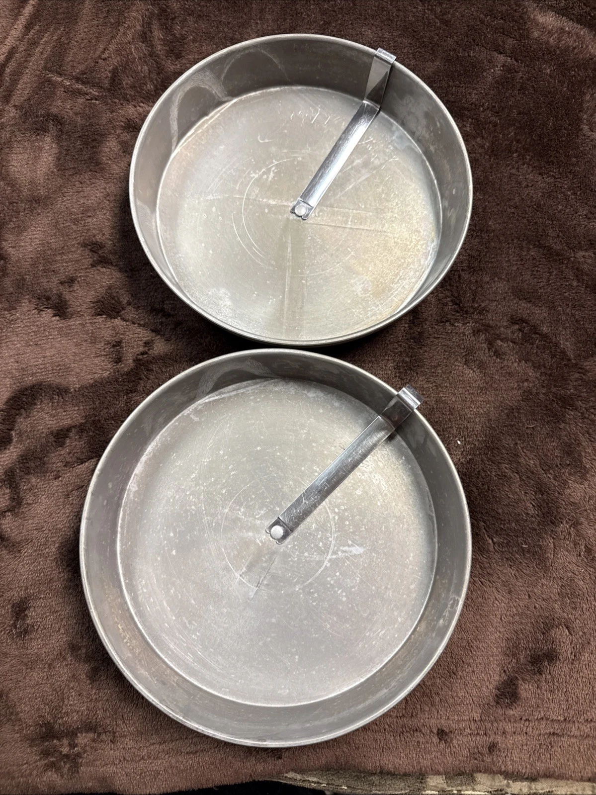 Mirror aluminum round cake pans with slides (Removable) 8 x1 1/2” Vintage USA