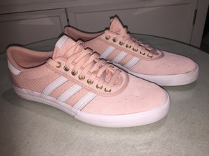 adidas lucas premiere pink