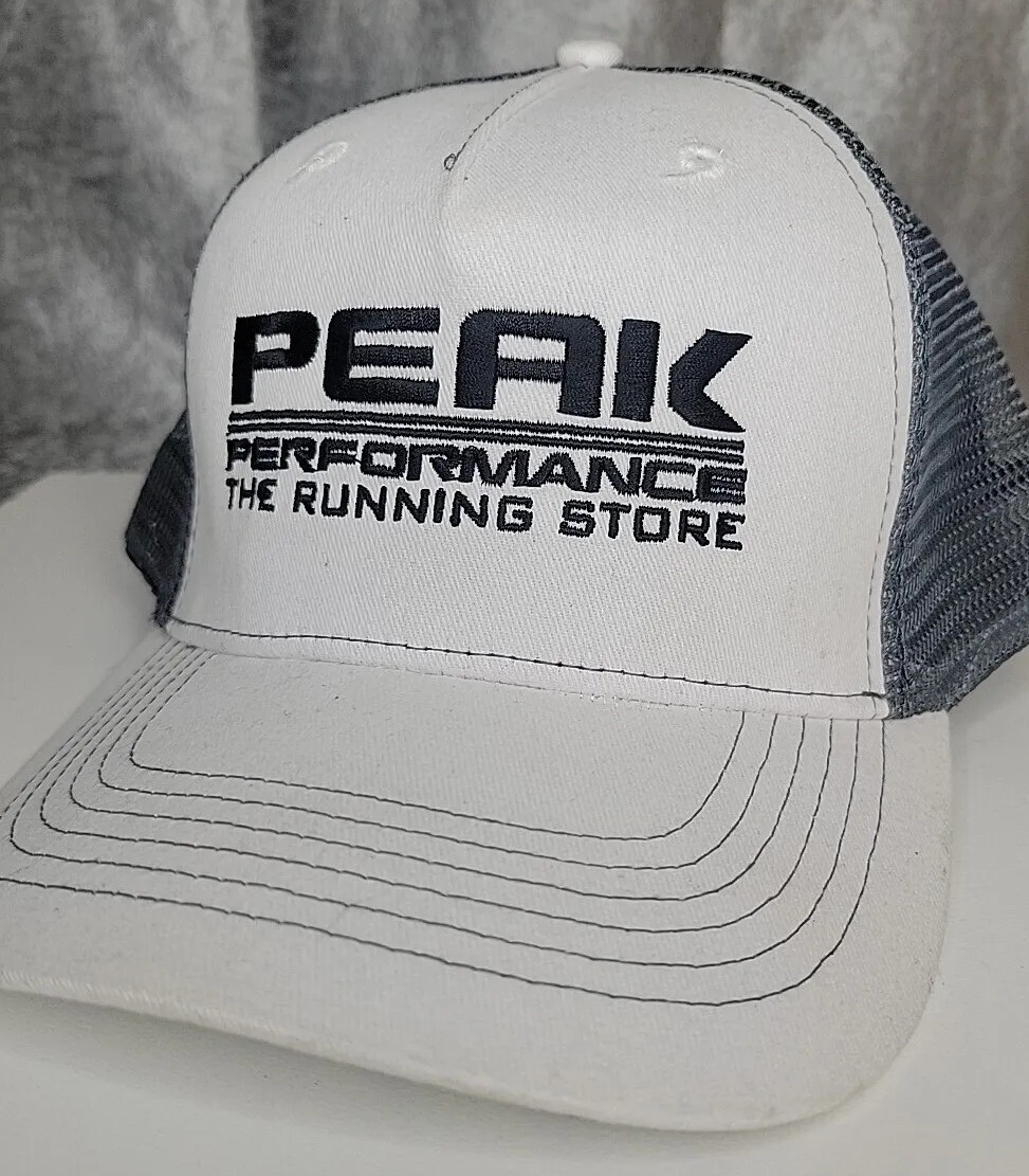 The Running store hat PEAK Performance white Mesh… - image 8