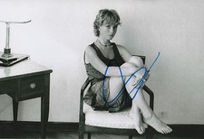 Isabelle Huppert Autogramm signed 20x30 cm Bild s/w