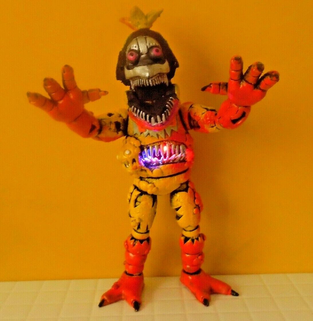 TOY MEXICAN FIGURE FREDDY COFFR FIVE NIGHTS AT FREDDY'S ANIMATRONICS 8 INCH