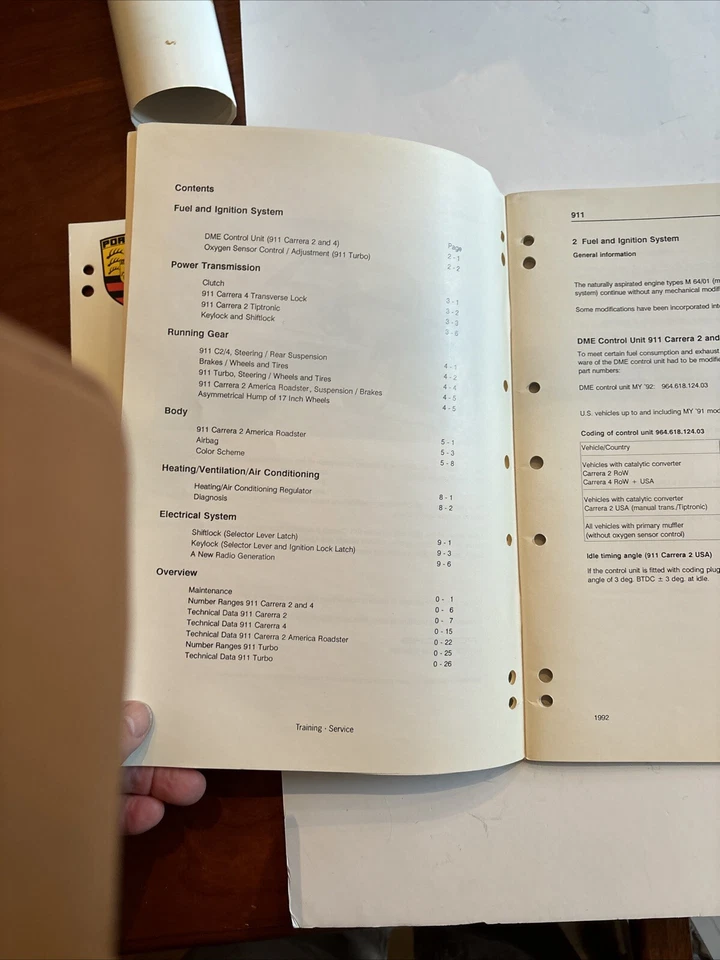 Porsche 911 Carrera 1992 2,4 turbo información de servicio reparación Foto 3 de 4