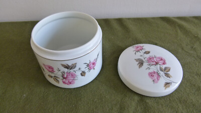 Porcelana Schmidt Brasil by Leart - White Floral Lidded Trinket Box
