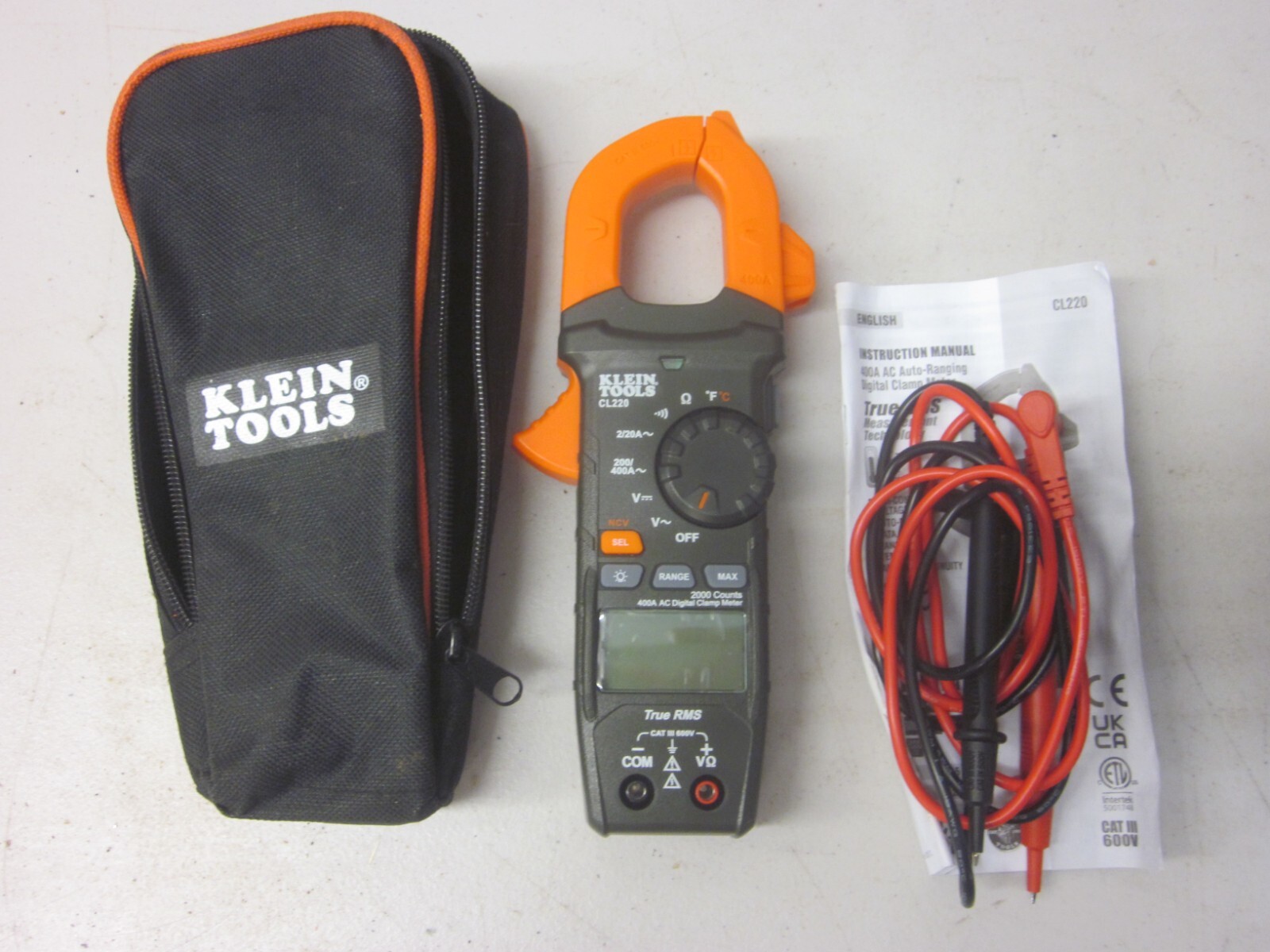 Klein Tools CL220 400A AC AutoRanging Digital Clamp Multimeter Meter