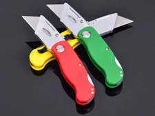 Folding Utility Pocket Heavy Duty Knife Box Cutter With Lock  5 Extra blades